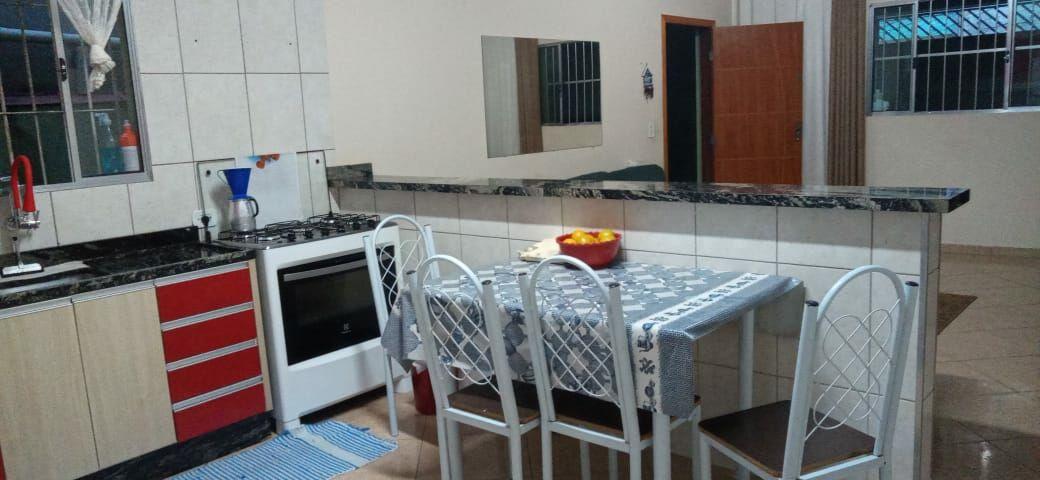 Sobrado para Venda em Guarulhos, Vila Sítio dos Morros, 4 dormitórios, 2 banheiros, 2 vagas
