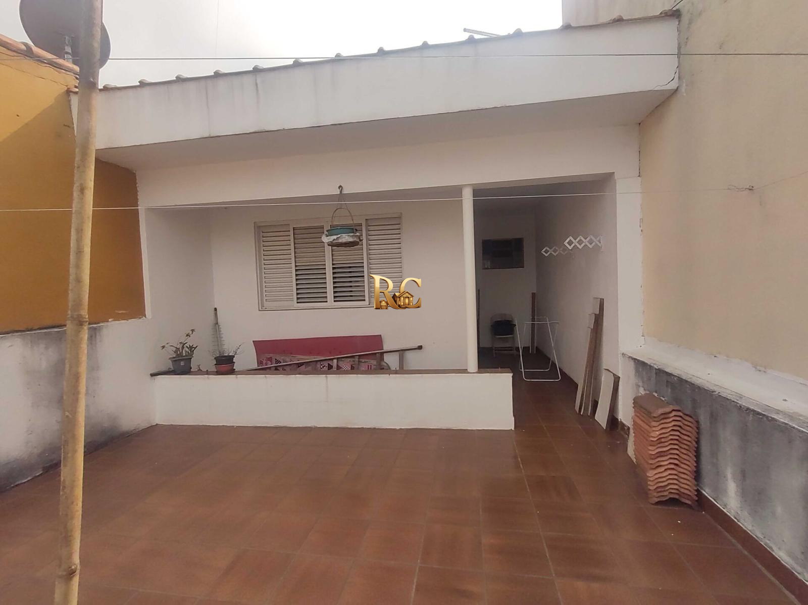 Sobrado para Venda em Guarulhos, Jardim Scyntila, 3 dormitórios, 1 suíte, 3 banheiros, 2 vagas - RC Imóveis à Venda - Aluguel e Venda de Imóveis