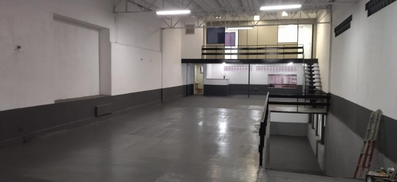 Salão Comercial para Venda em Guarulhos, Vila Galvão
