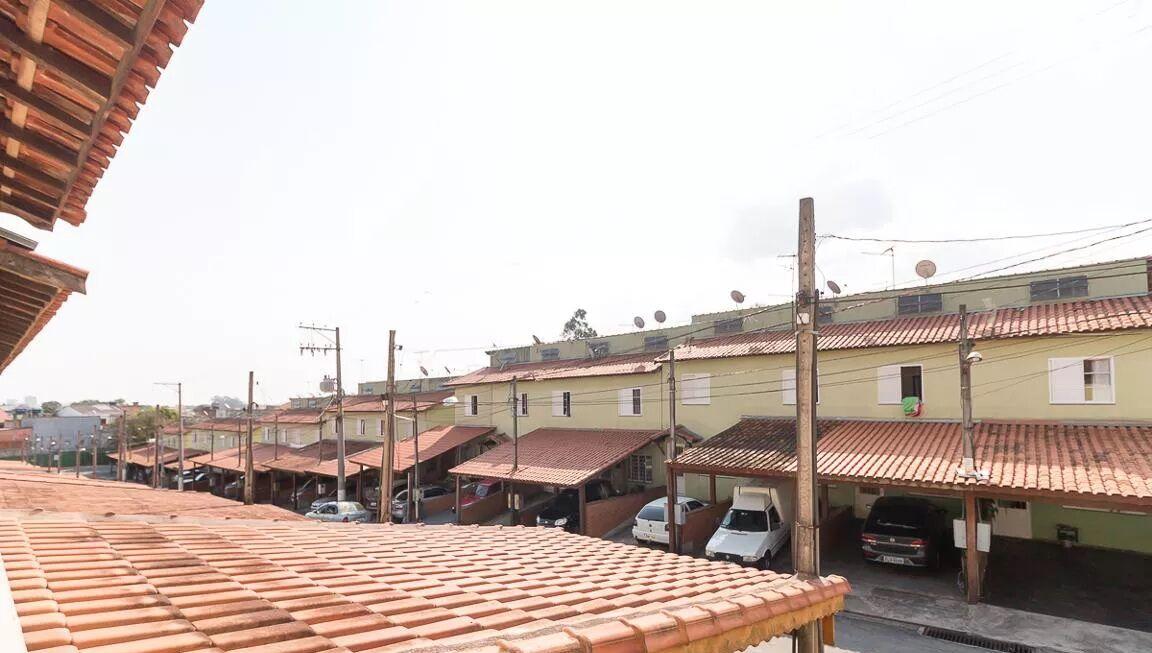 Condomínio Fechado para Venda em Guarulhos, Jardim Adriana, 2 dormitórios, 1 banheiro, 2 vagas - RC Imóveis à Venda - Aluguel e Venda de Imóveis