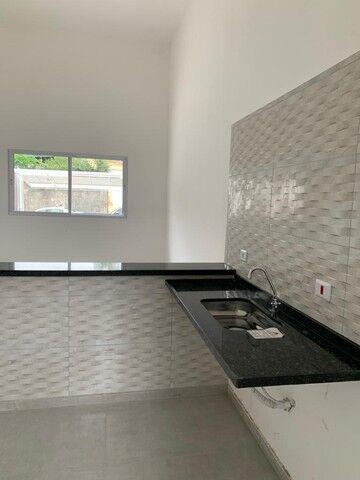 Casa para Venda em Guarulhos, Vila Nova Bonsucesso, 3 dormitórios, 1 suíte, 2 banheiros, 2 vagas - RC Imóveis à Venda - Aluguel e Venda de Imóveis