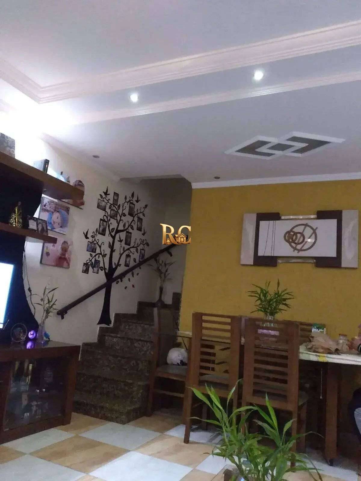 Sobrado à venda em Guarulhos, Vila São João Batista, com 3 quartos, 116m²